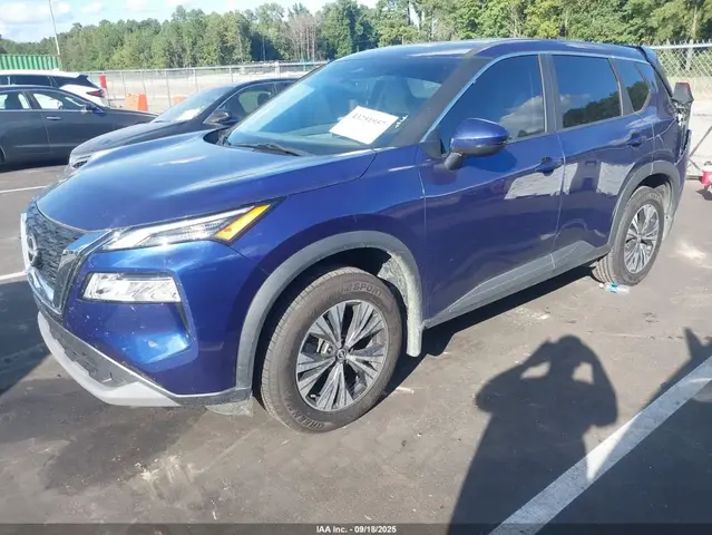 NISSAN ROGUE SV FWD 2022