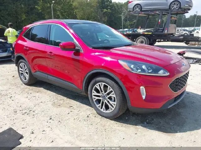 FORD ESCAPE SEL 2022
