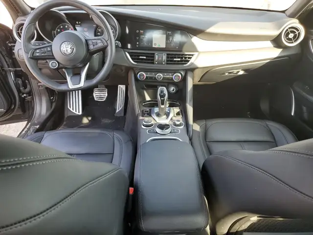 ALFA ROMEO GIULIA SUPER 2022