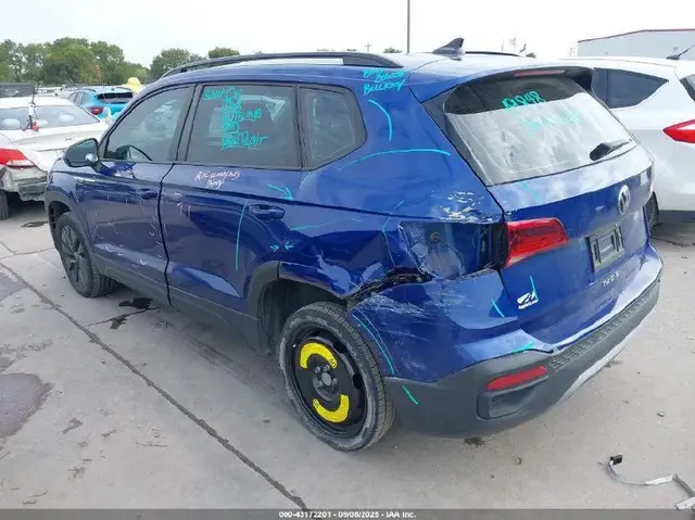 VOLKSWAGEN TAOS 2022