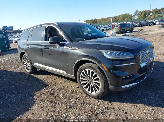 LINCOLN AVIATOR STANDARD 2023