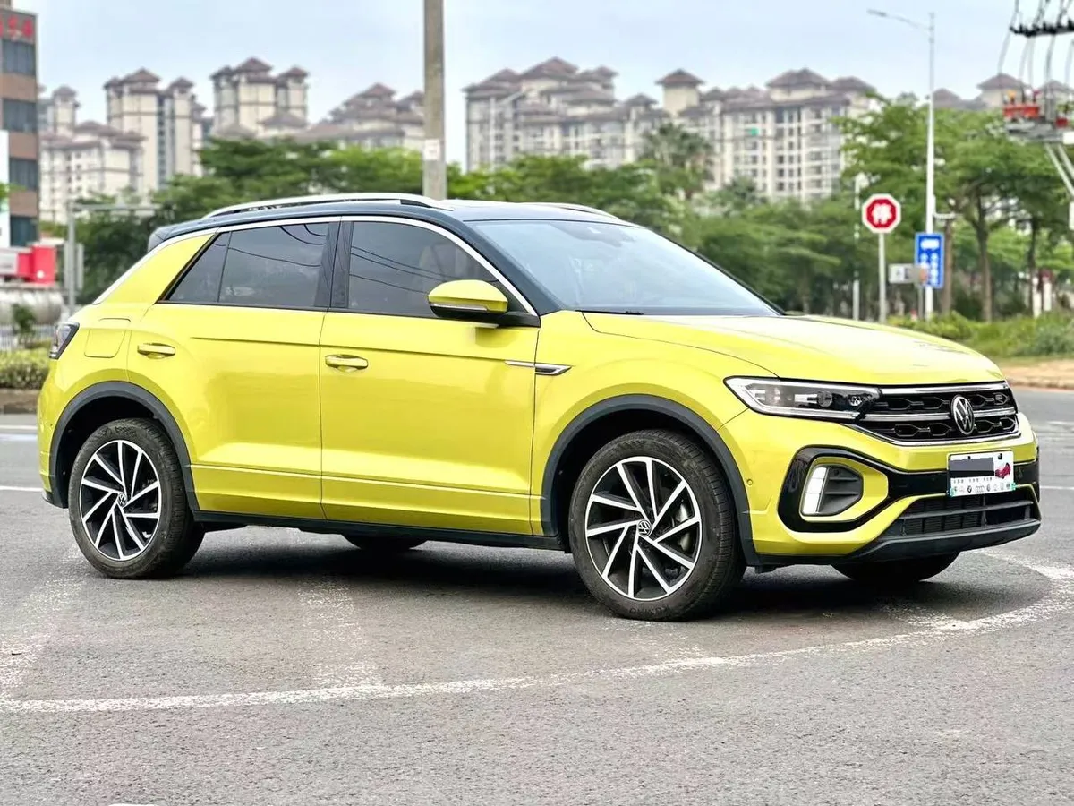 VOLKSWAGEN T-ROC 2023