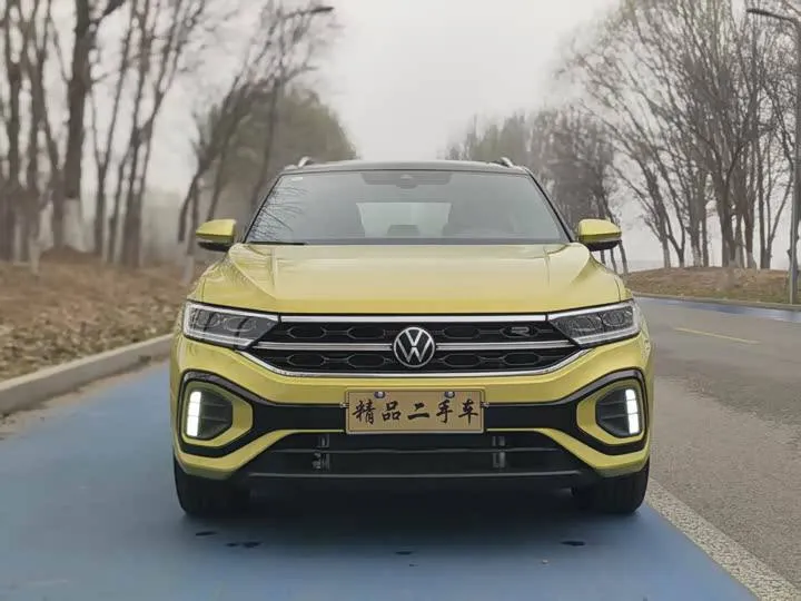 VOLKSWAGEN T-ROC 2023