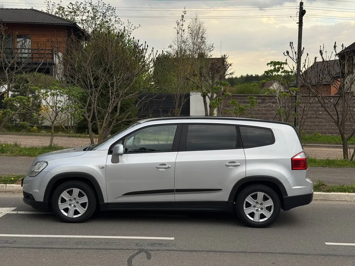 CHEVROLET ORLANDO 2011