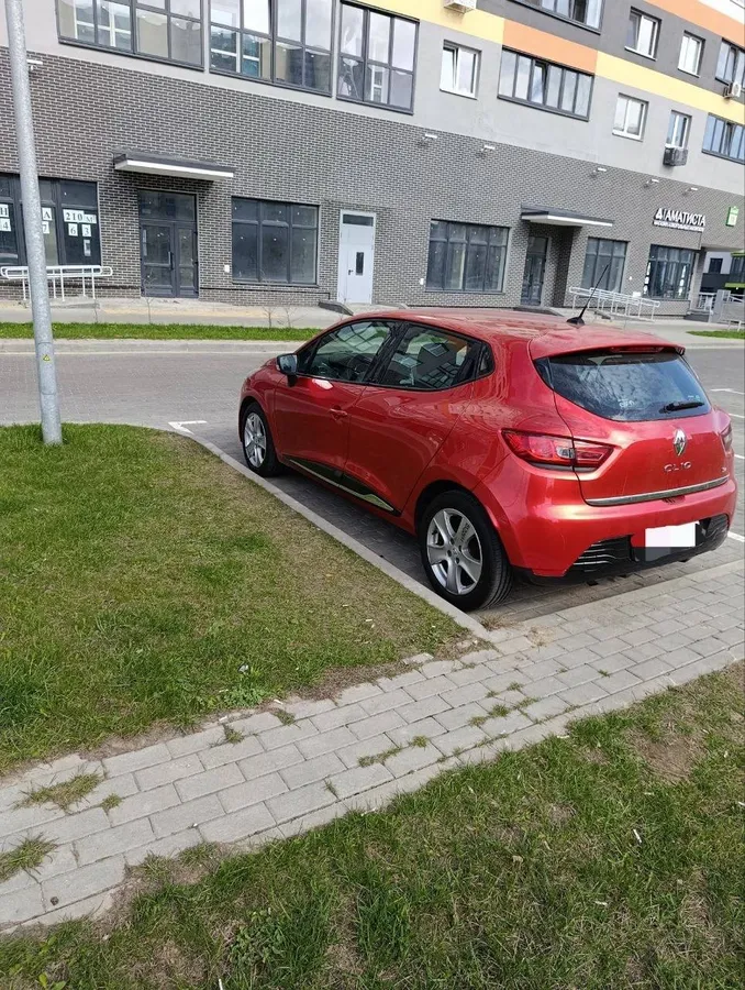 RENAULT CLIO IV 2026