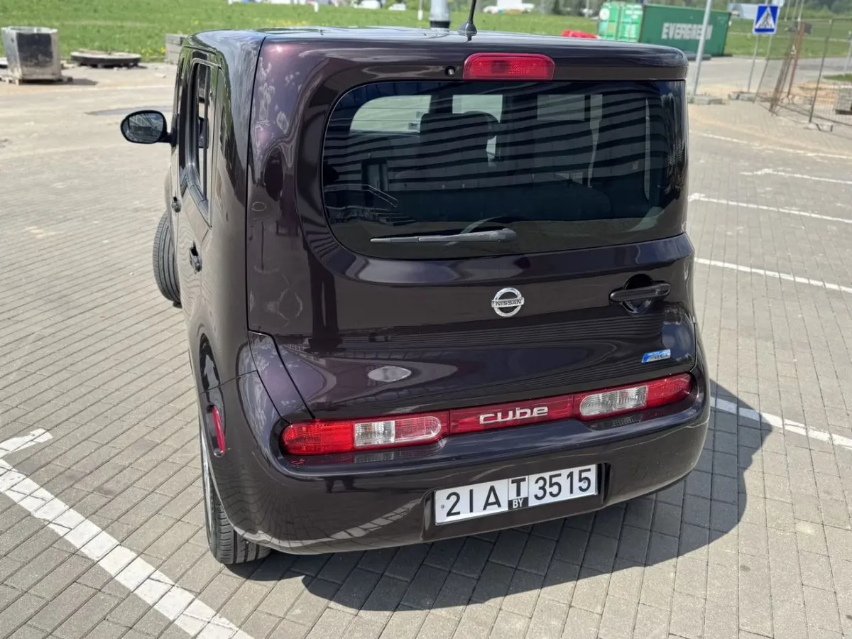 NISSAN CUBE 2010