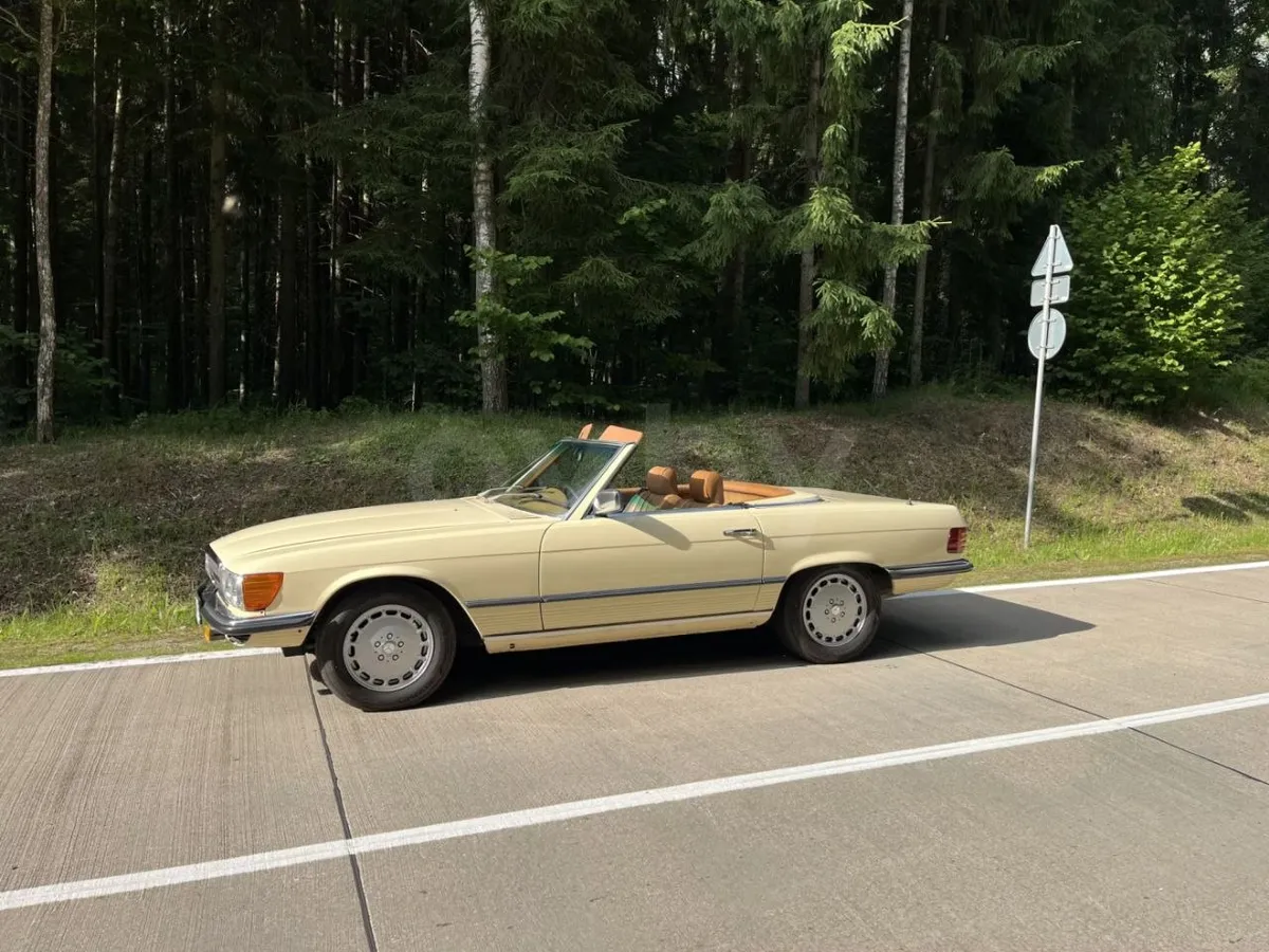 MERCEDES-BENZ SL 1976