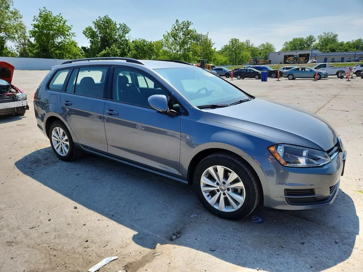 VOLKSWAGEN GOLF SPORTWAGEN 2016