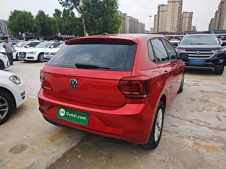 VOLKSWAGEN POLO 2023