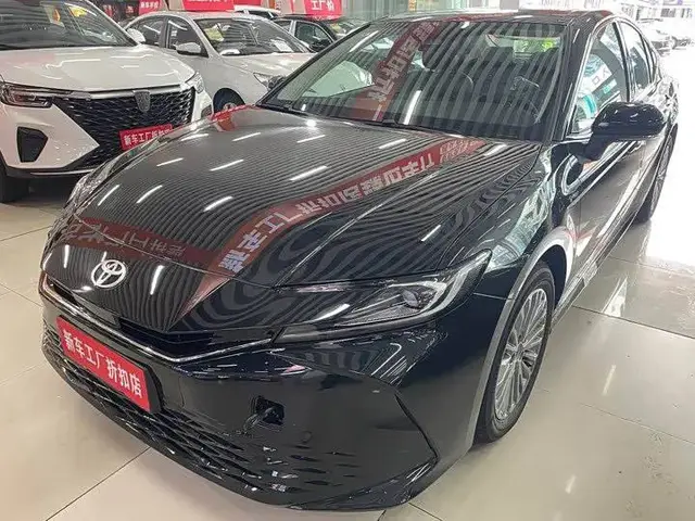 TOYOTA CAMRY XV80 2025