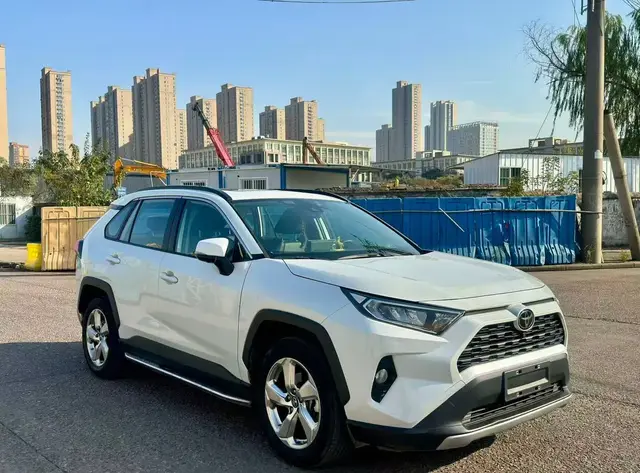 TOYOTA RAV4 2021