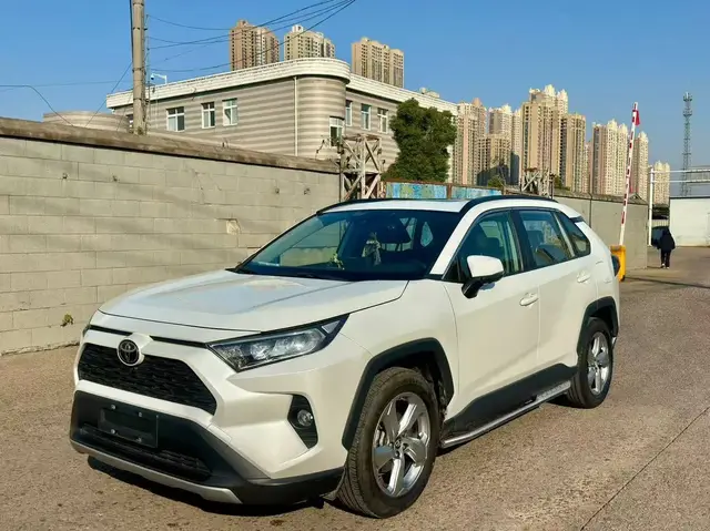 TOYOTA RAV4 2021