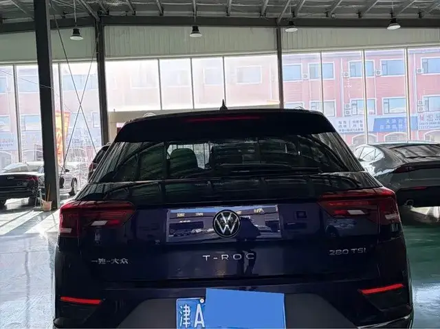 VOLKSWAGEN T-ROC 2021