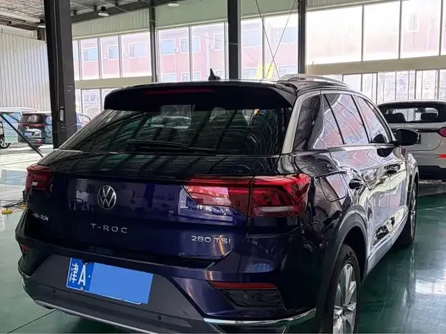 VOLKSWAGEN T-ROC 2021