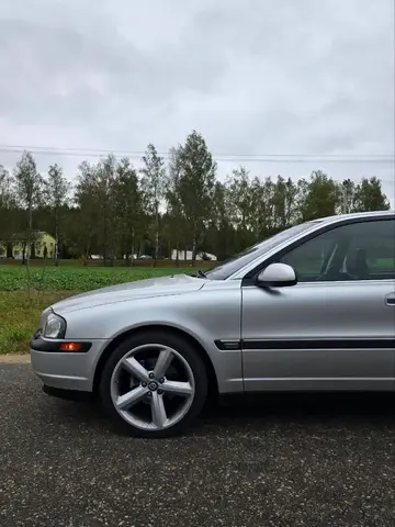 VOLVO S80 2026