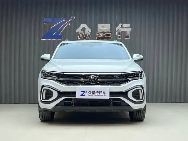 VOLKSWAGEN T-ROC 2023