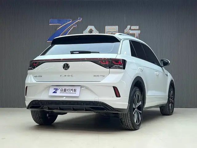 VOLKSWAGEN T-ROC 2023