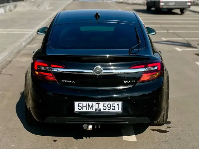 OPEL INSIGNIA 2017