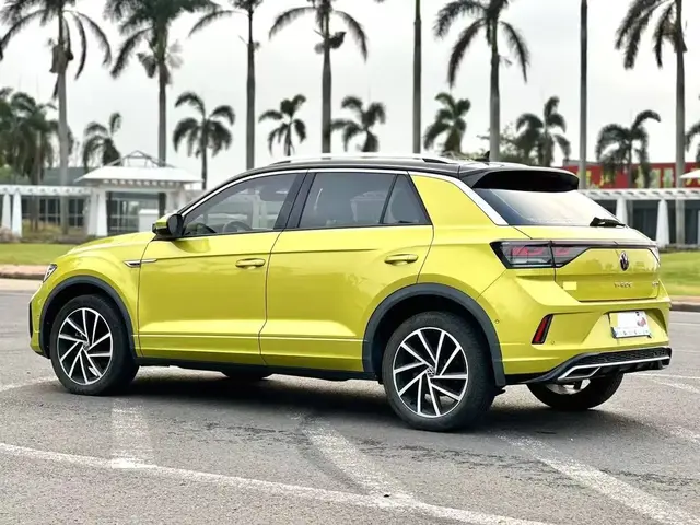 VOLKSWAGEN T-ROC 2023
