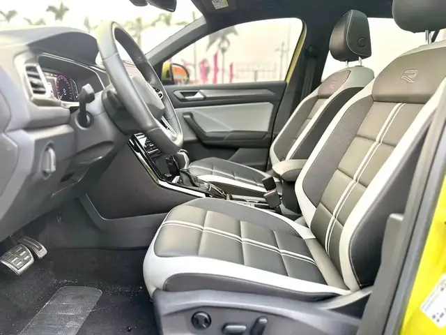 VOLKSWAGEN T-ROC 2023