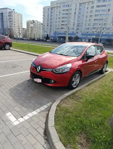 RENAULT CLIO IV 2026