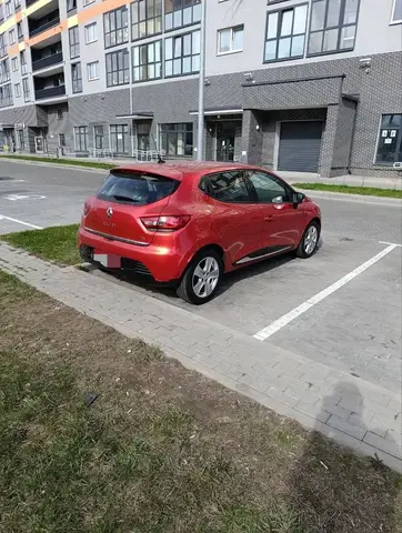 RENAULT CLIO IV 2026