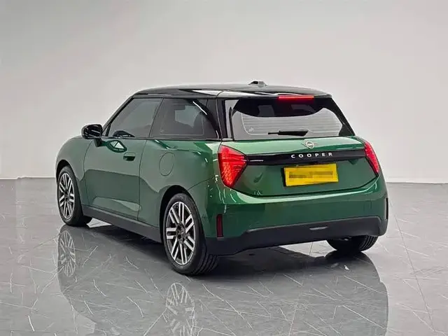 MINI Cooper 2025