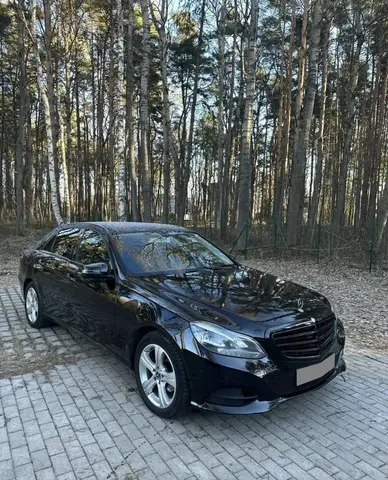 MERCEDES-BENZ E-CLASS E 200 NGT 2015