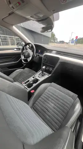 VOLKSWAGEN PASSAT 2026
