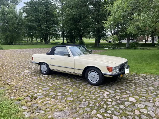 MERCEDES-BENZ SL 1976
