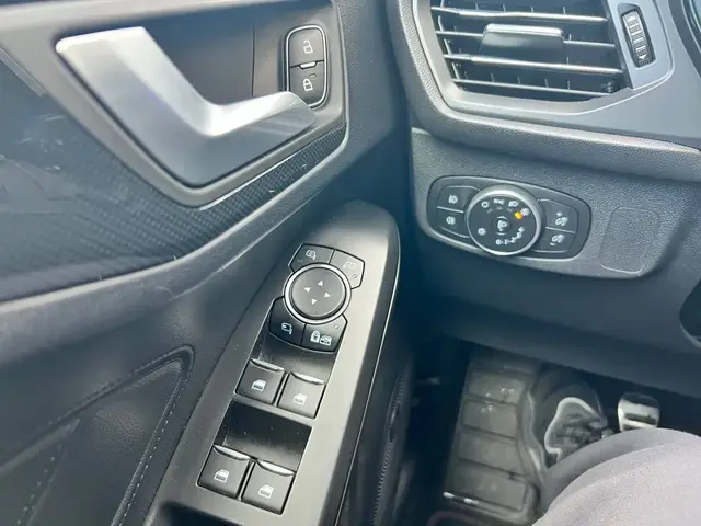 FORD FOCUS 2021