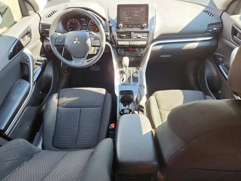 MITSUBISHI ECLIPSE CROSS LE 2023