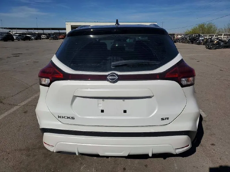 NISSAN KICKS SR 2023