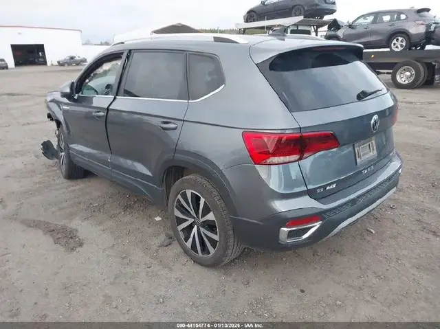 VOLKSWAGEN TAOS 2022