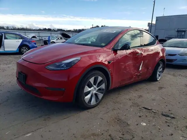TESLA MODEL Y 2023