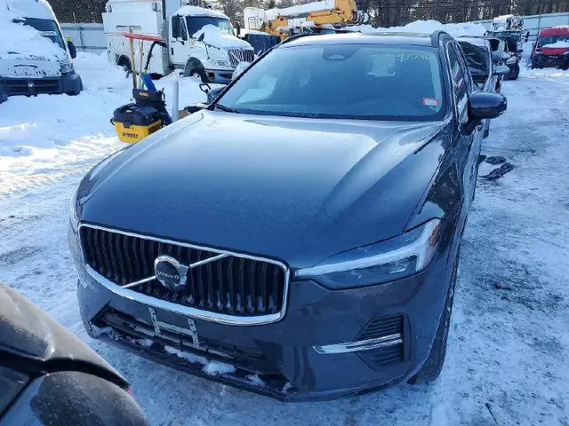 VOLVO XC60 CORE 2023