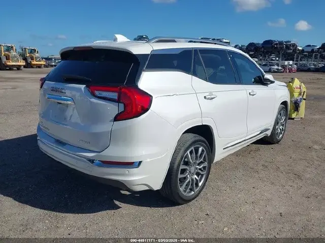 GMC TERRAIN AWD DENALI 2023