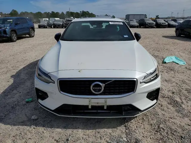VOLVO S60 T6 R-DESIGN 2019