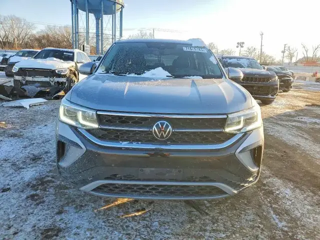 VOLKSWAGEN TAOS 2023