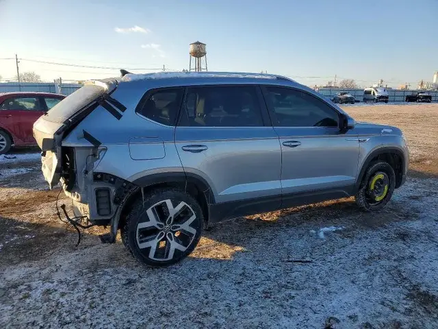 VOLKSWAGEN TAOS 2023