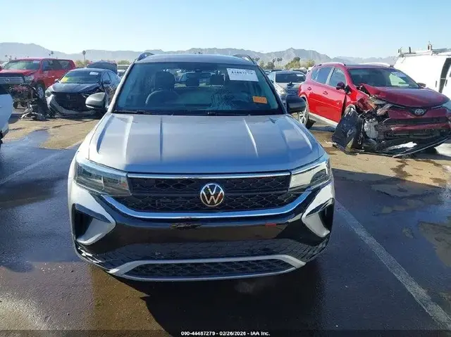 VOLKSWAGEN TAOS 2023