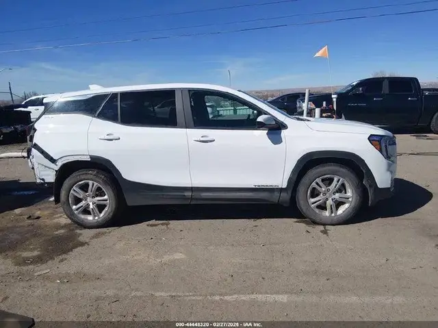 GMC TERRAIN FWD SLE 2026