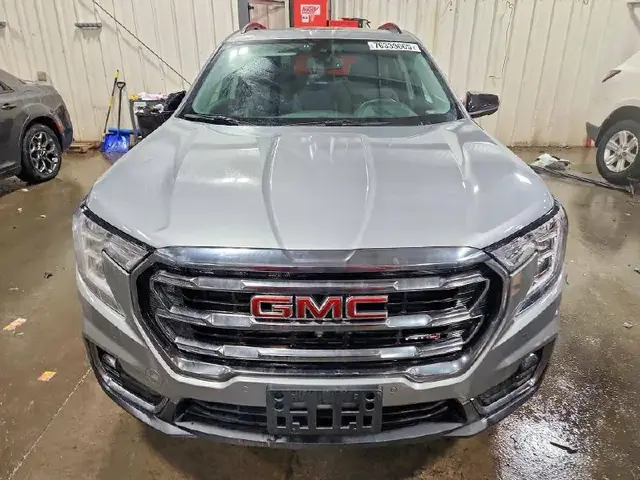 GMC TERRAIN AT4 2024