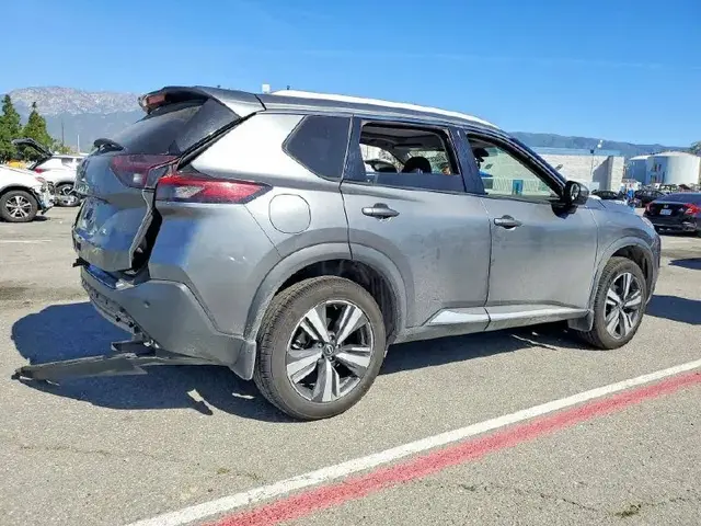 NISSAN ROGUE SL 2023