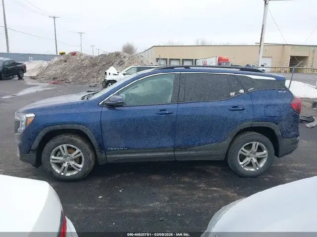 GMC TERRAIN AWD SLE 2022