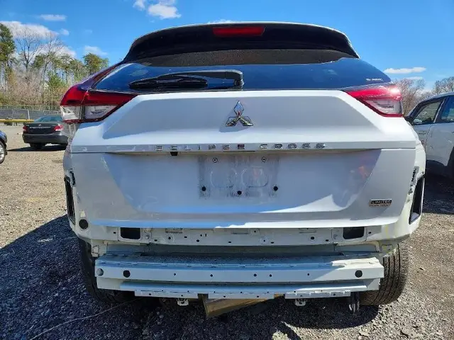 MITSUBISHI ECLIPSE CROSS LE 2023
