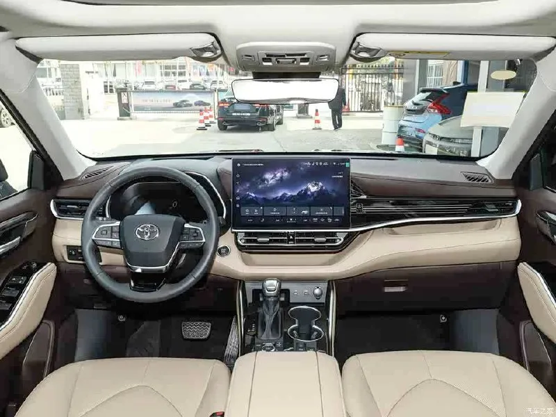 TOYOTA HIGHLANDER 380T 4WD 2026