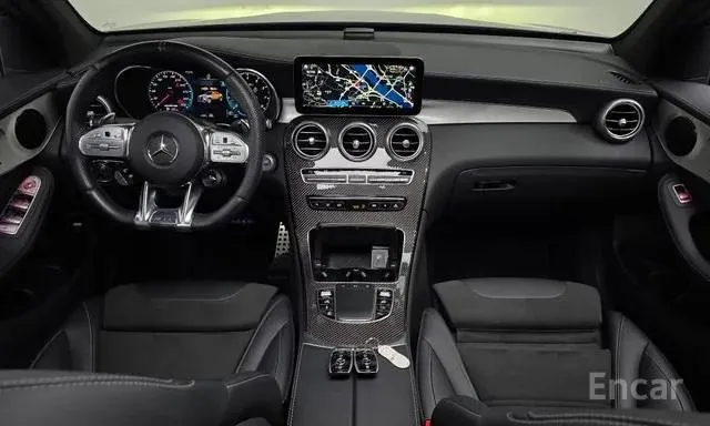 MERCEDES-BENZ GLC63S 4MATIC 2023
