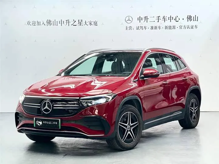 MERCEDES-BENZ EQA300 4MATIC 2024