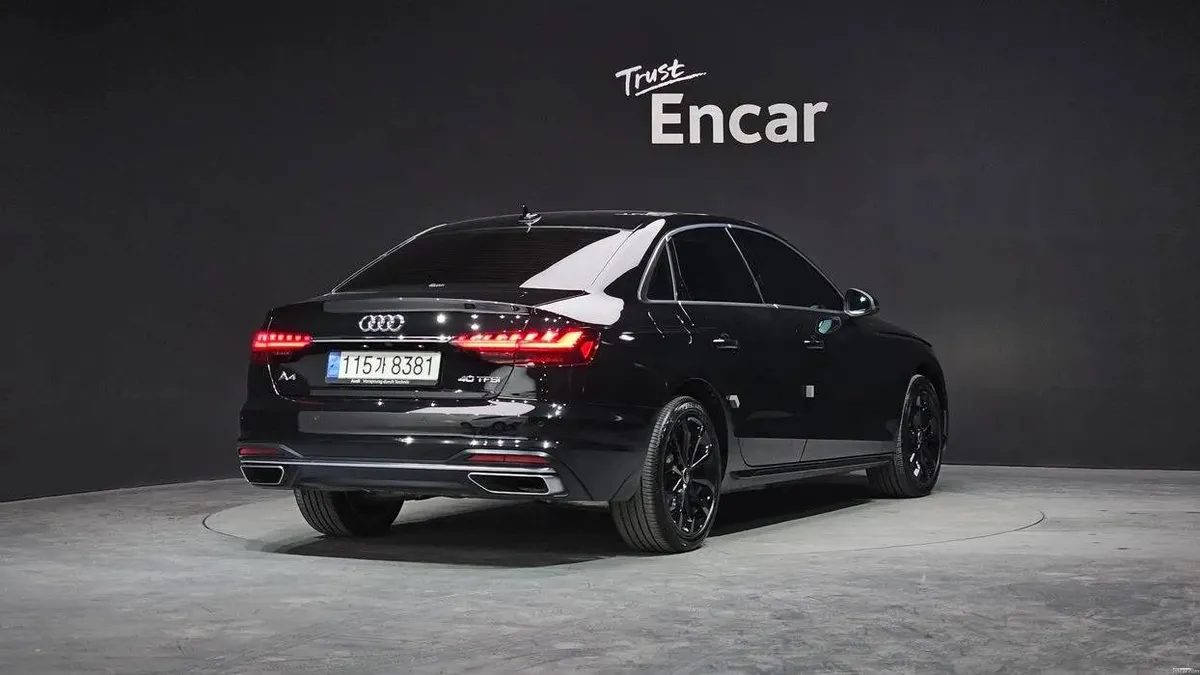 AUDI A4 40TFSI 2023